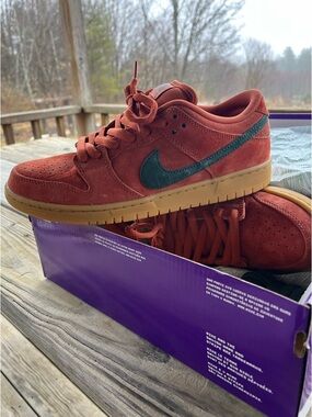 Nike SB Dunk Low Pro